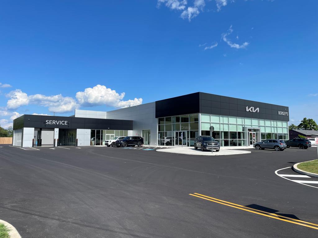 Dealership gallery photo 1